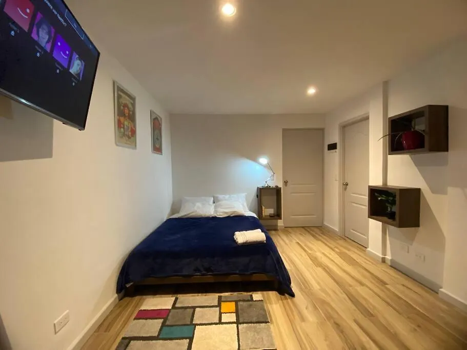 Apartaestudio Boulevard Saint - Michel Apartment Medellin