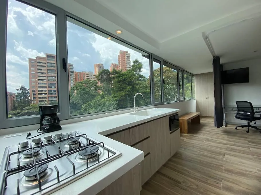 Apartaestudio Boulevard Saint - Michel Apartment Medellin